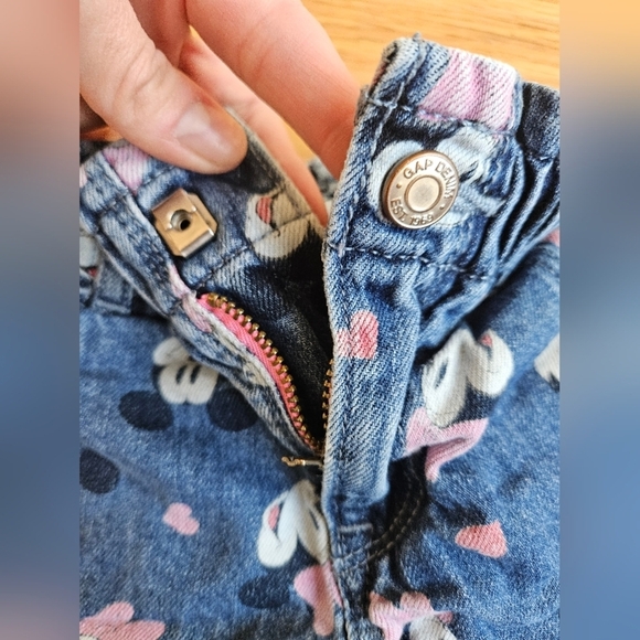 DisneyxGap Denim - Picture 4 of 9